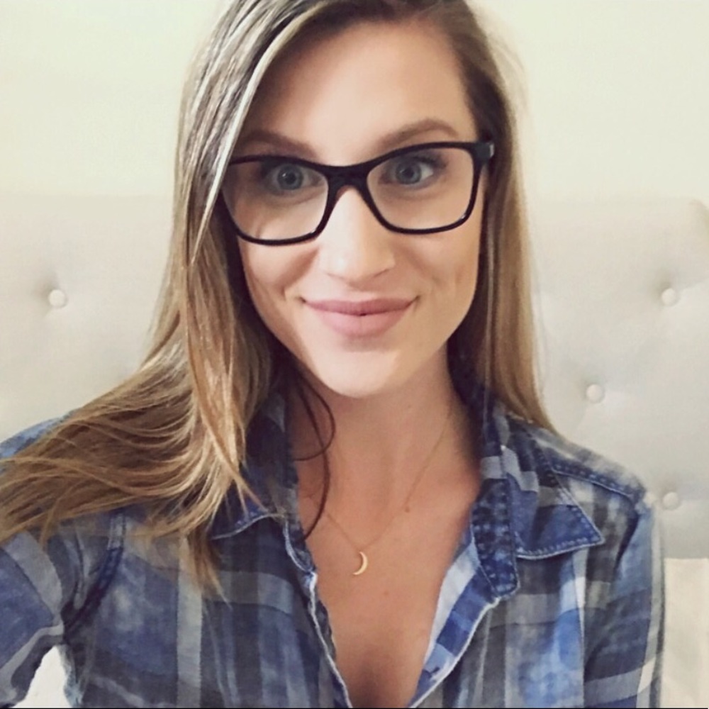 Meet your Posher, Lizzie